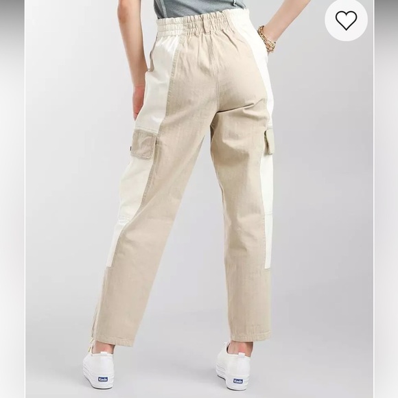 PacSun Utility Barrel Tan Cargo Pants High Waist Tan & Cream Jeans women’s 27 - Picture 4 of 10